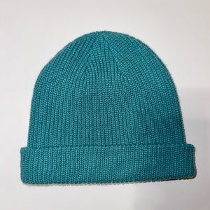 turquoise blue new never worn burton beanie